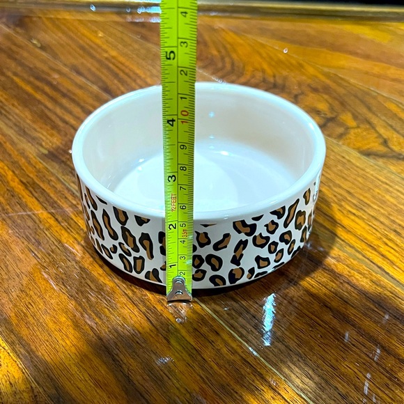Petzazz. Leopard Cat/Dog/Human ๐น bowl ๐ฅฃ . Use it as you like ๐ป - Picture 5 of 7